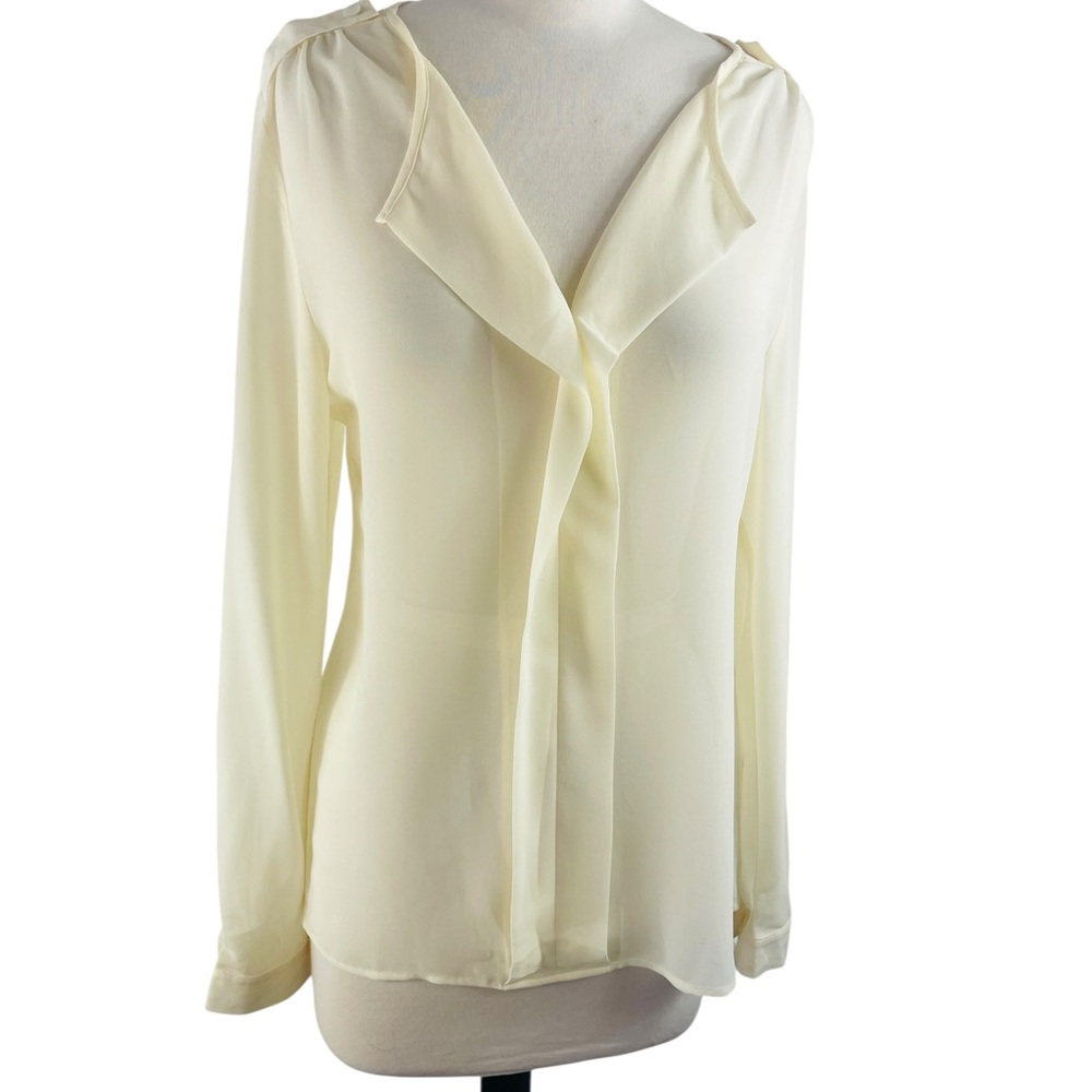 Rose & Olive Elegant Long‎ Sleeved Cream Blouse, Size S